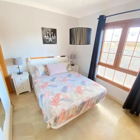 Villa Sea Breeze Ocean View