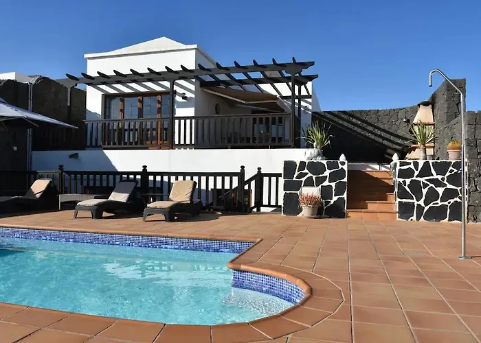 Sea Breeze Ocean View 빌라